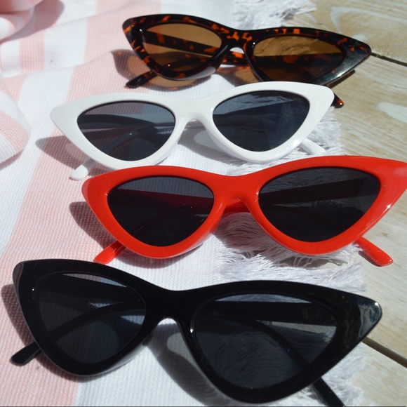 The “Paige” Sunglasses in Red - Picture 3 of 3